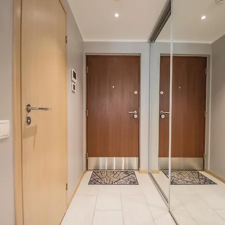 Pronksi Apartment Tallinn